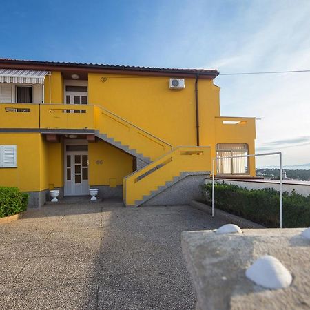 The Manzoni Family 3 Hotel Punat Exterior foto